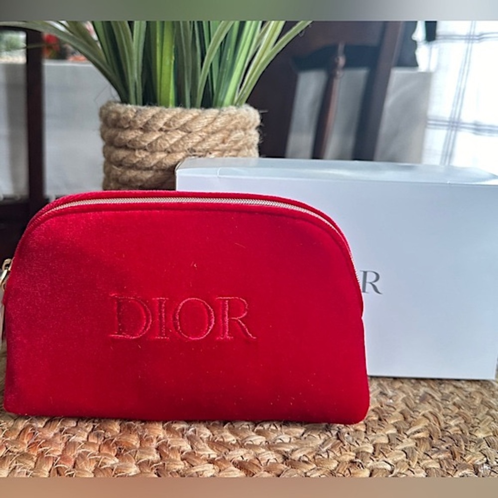 *NEW* DIOR Cosmetic Bag